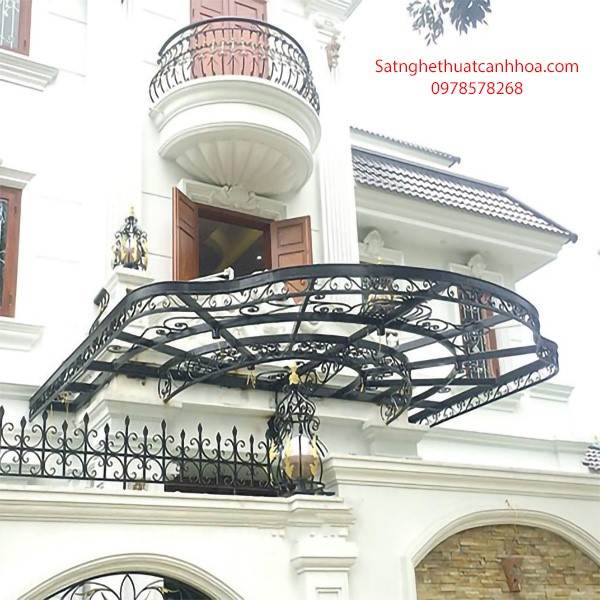 Thi công mái kính sân thượng để mang đến điểm nhấn cho ngoại thất ngôi nhà