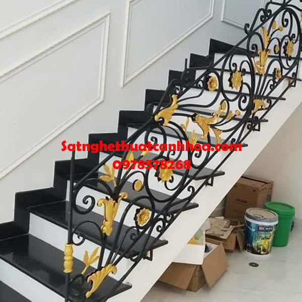 Cầu thang sắt nghệ thuật uy tín chất lượng tại Hà Nội