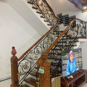 Cầu Thang Sắt Mỹ Thuật CTS-109