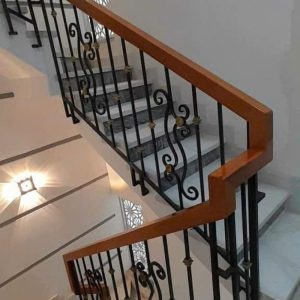 Cầu Thang Sắt Mỹ Thuật CTS-129