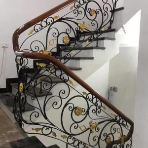 Cầu Thang Sắt Mỹ Thuật