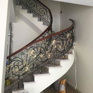 Cầu Thang Sắt Mỹ Thuật CTS-212