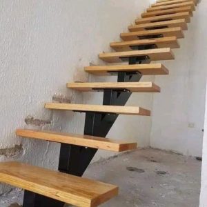 Cầu Thang Xương Cá