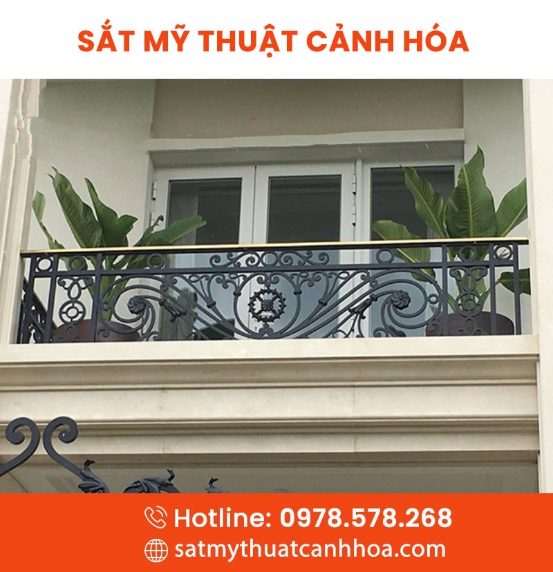 lan can sat 18 - Lan Can Ban Công Sắt Mỹ Thuật LCS-18